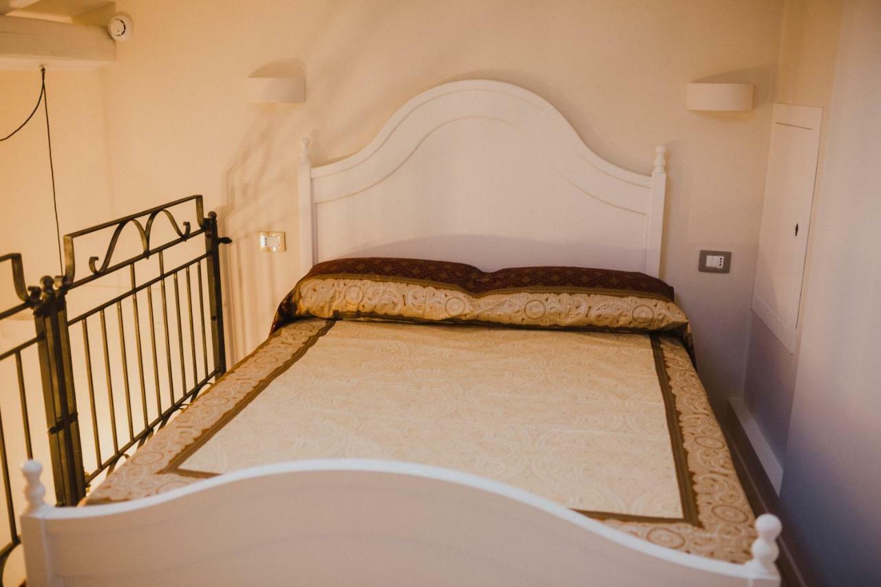 Dimora Dell'Arte Hotel Navelli Exterior photo